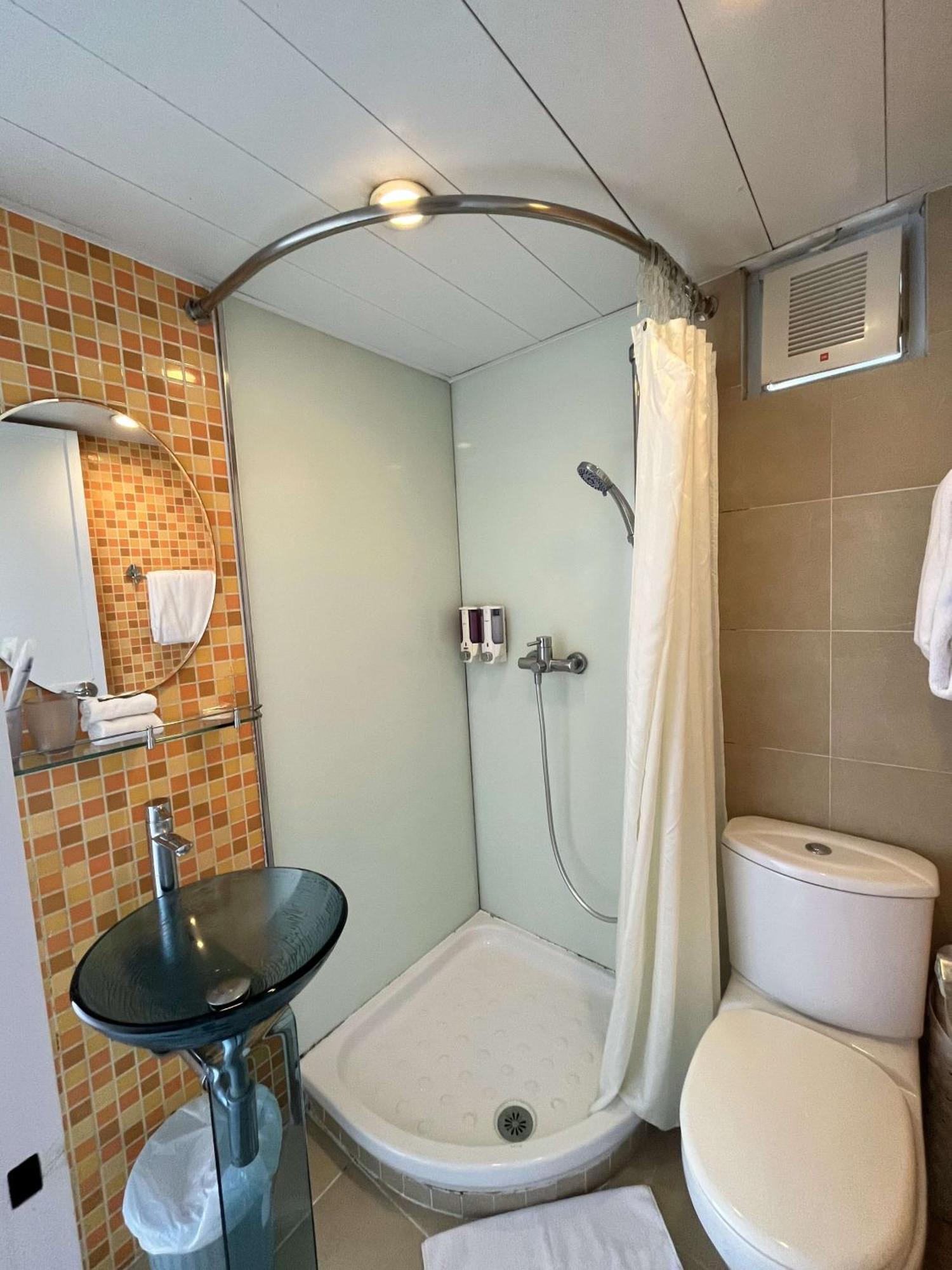 B&B Cheung Chau Hong Kong Ngoại thất bức ảnh